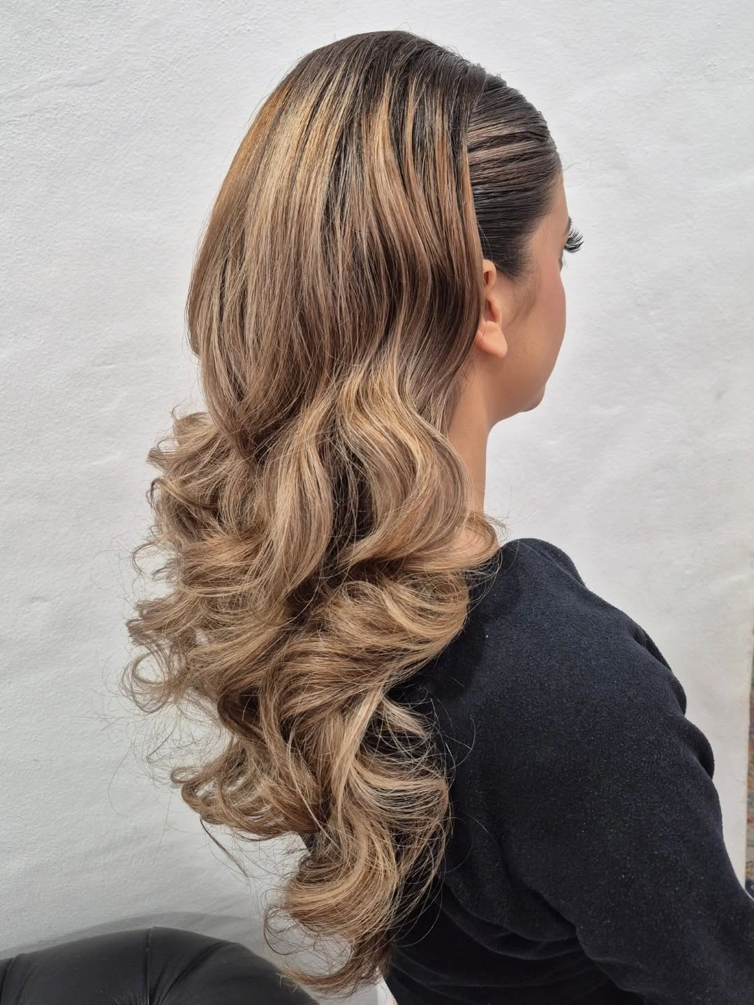 pretty deep waves hair - Brown Waves with Blonde Highlights and Soft Volume