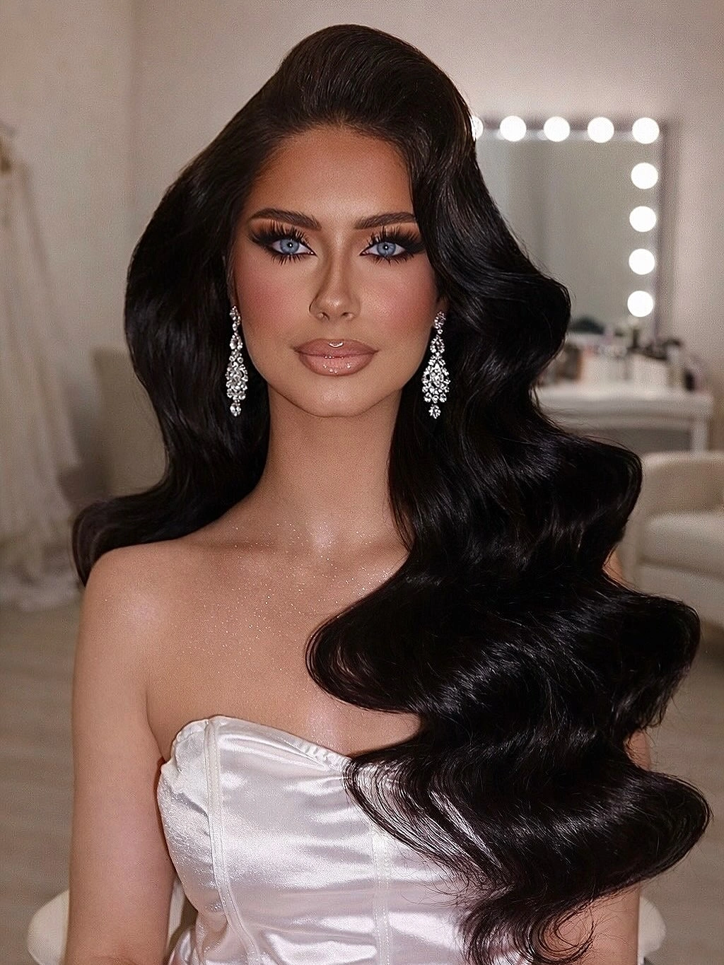 pretty deep waves hair Black Hollywood Waves With Maximum Gloss
