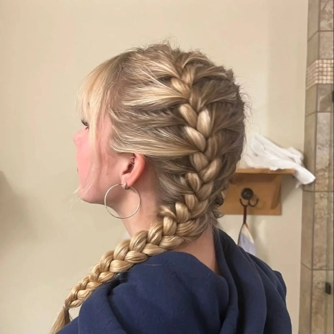 sstylish sports hairstyle Voluminous French Braid for Active Days