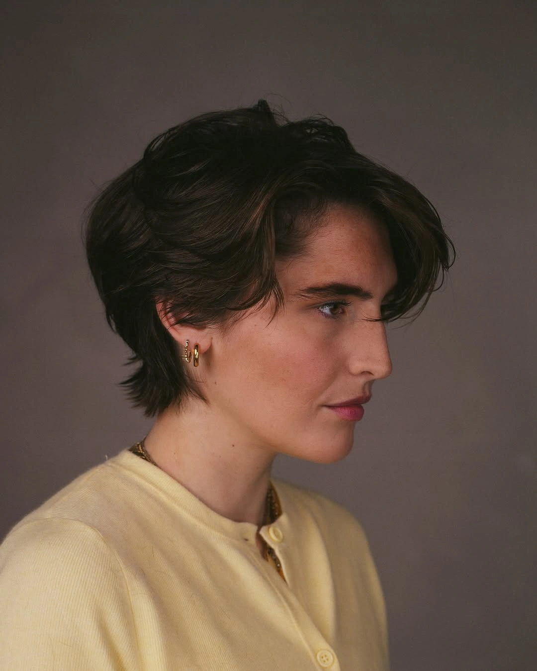 short haircut for women Layered Brunette Crop With Effortless Movement