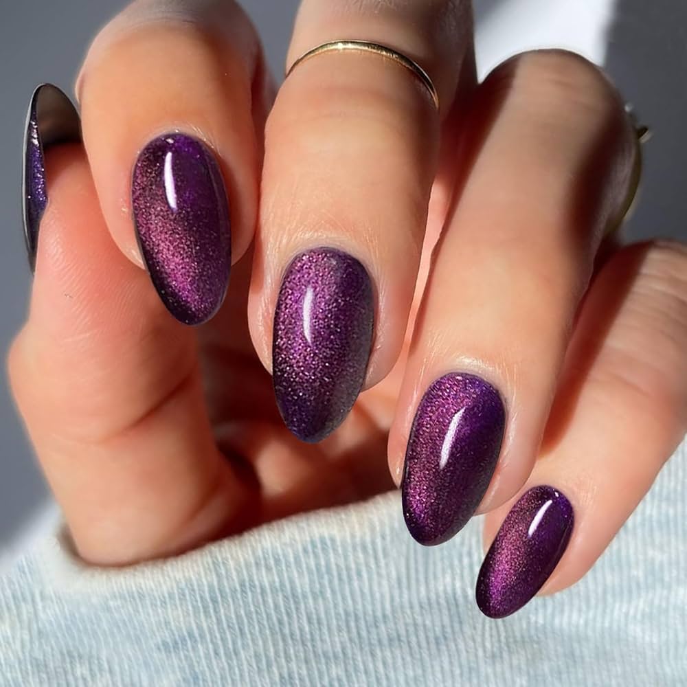 Dark Purple Pink Gold Undertone Cat Eye Dark Purple Pink Gold Undertone Cat Eye โ Winter Cat Eye Nails