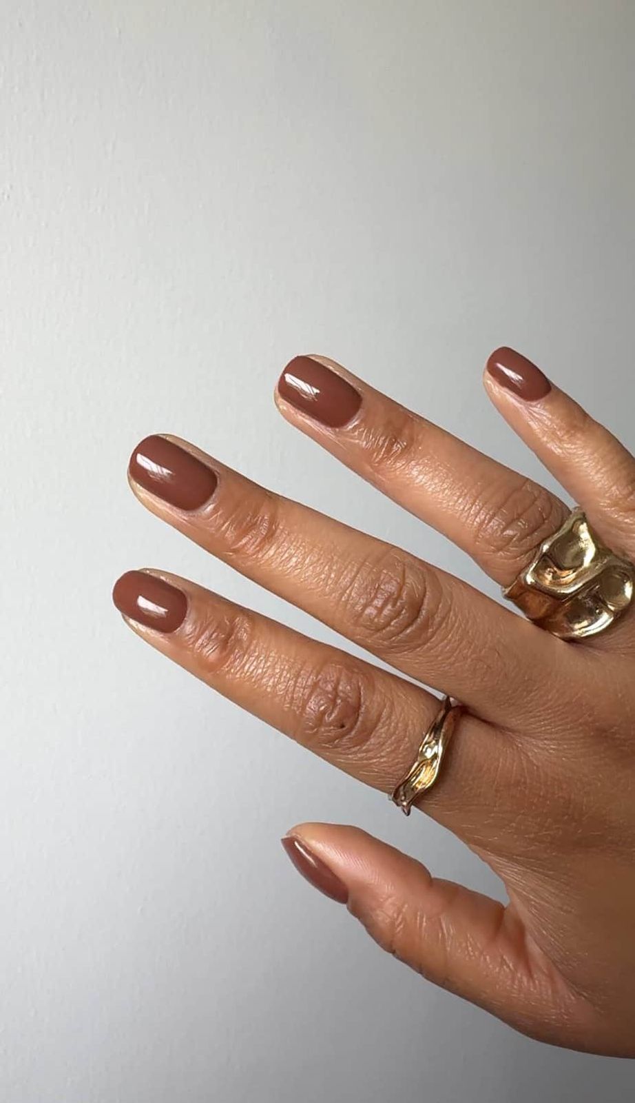 Warm Medium Reddish Brown Glossy — Winter Nail Colors for Brown Skin