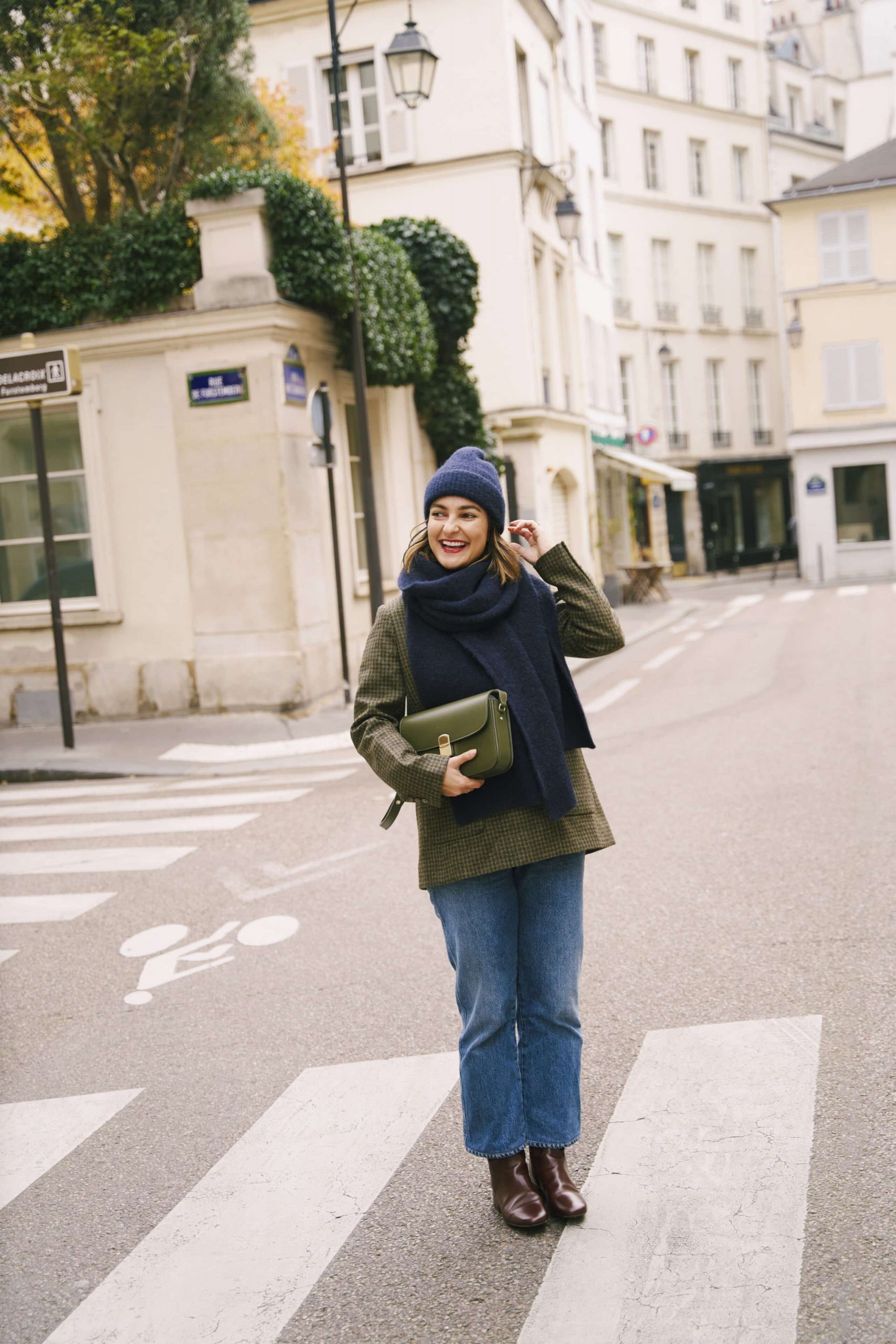 Plaid Blazer for a Smart Casual Travel Look — Winter Travel Outfits