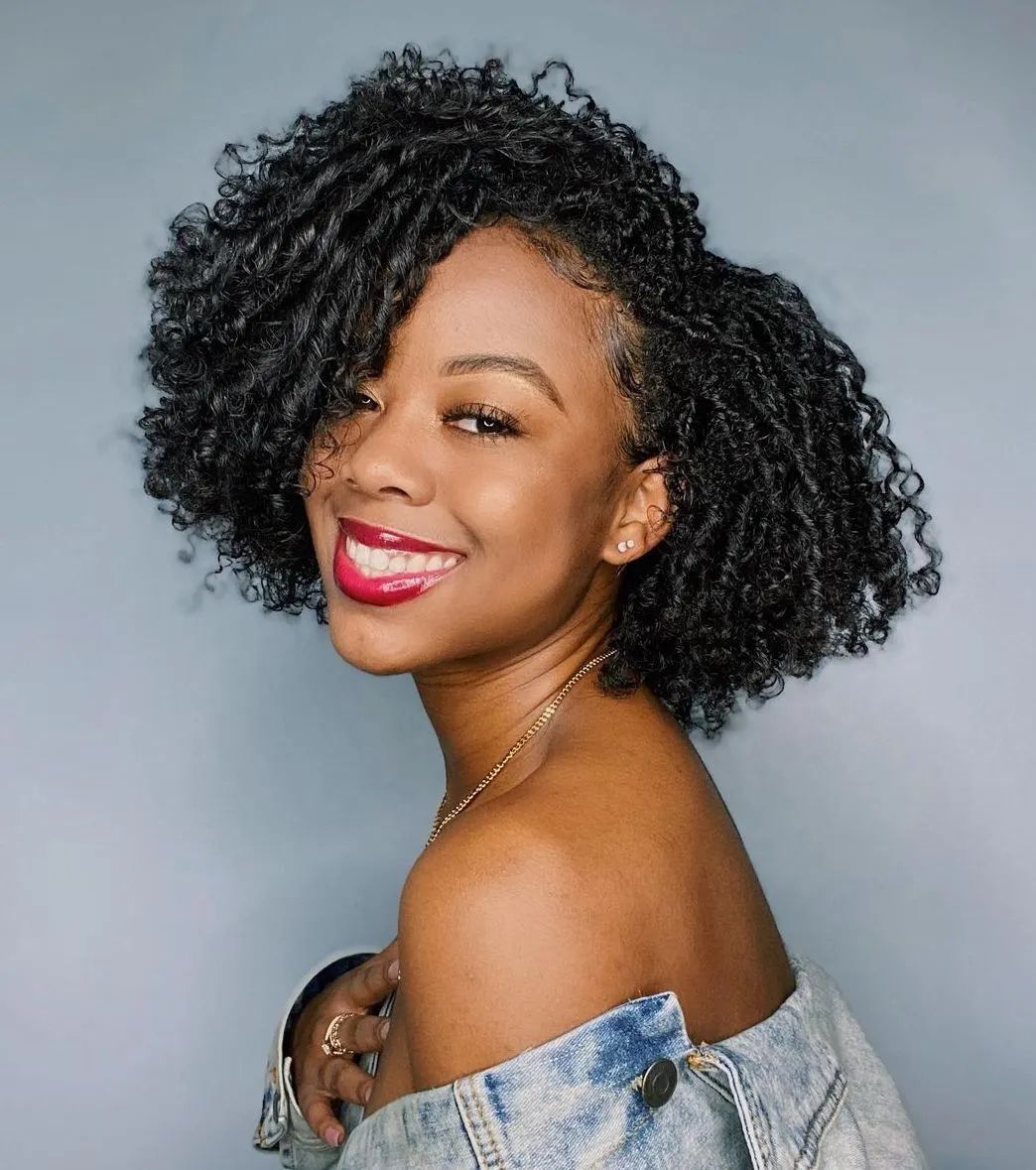 Chin Length Twist-Out With Volume Chin Length Twist-Out With Volume β Winter Twist Hairstyles