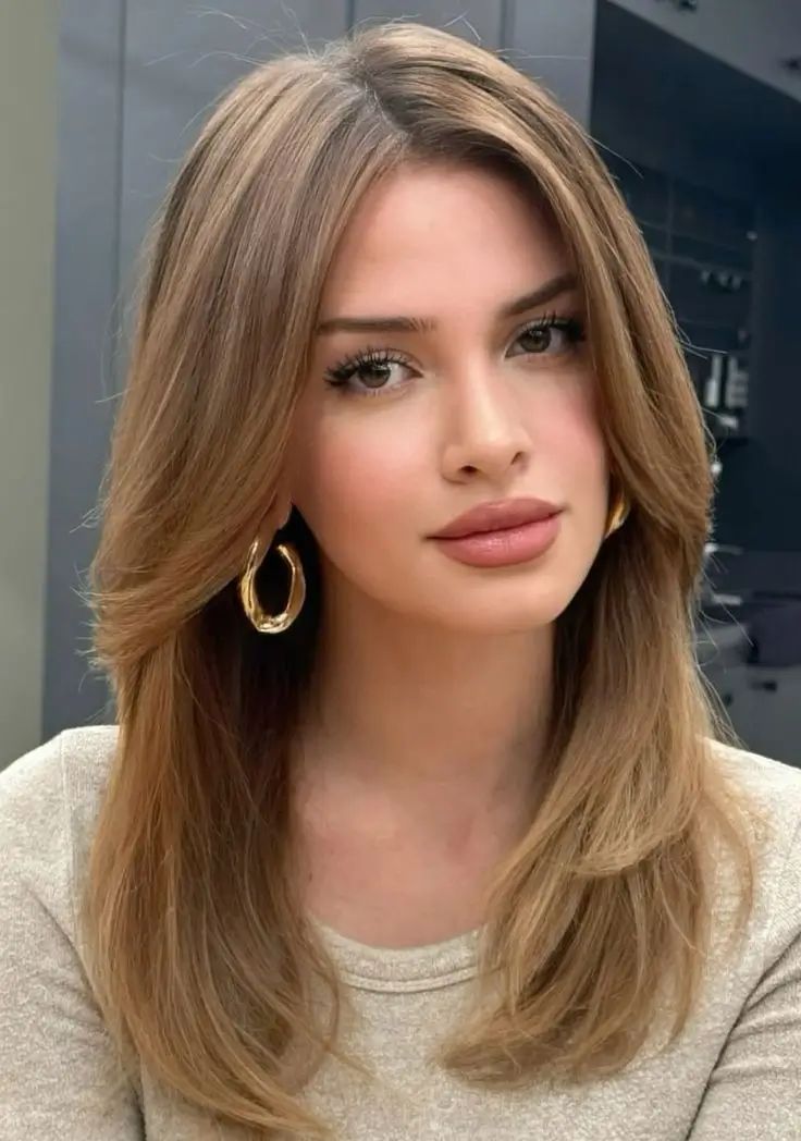 Shoulder Length Layers With Side Bangs — Winter Haircuts with Bangs