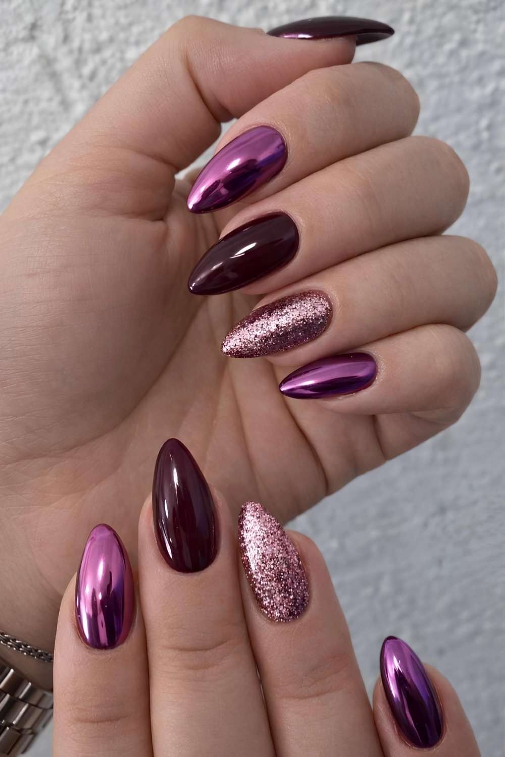Bold Metallic Chrome and Rose Gold Stilettos Bold Metallic Chrome and Rose Gold Stilettos β Winter Nail Designs