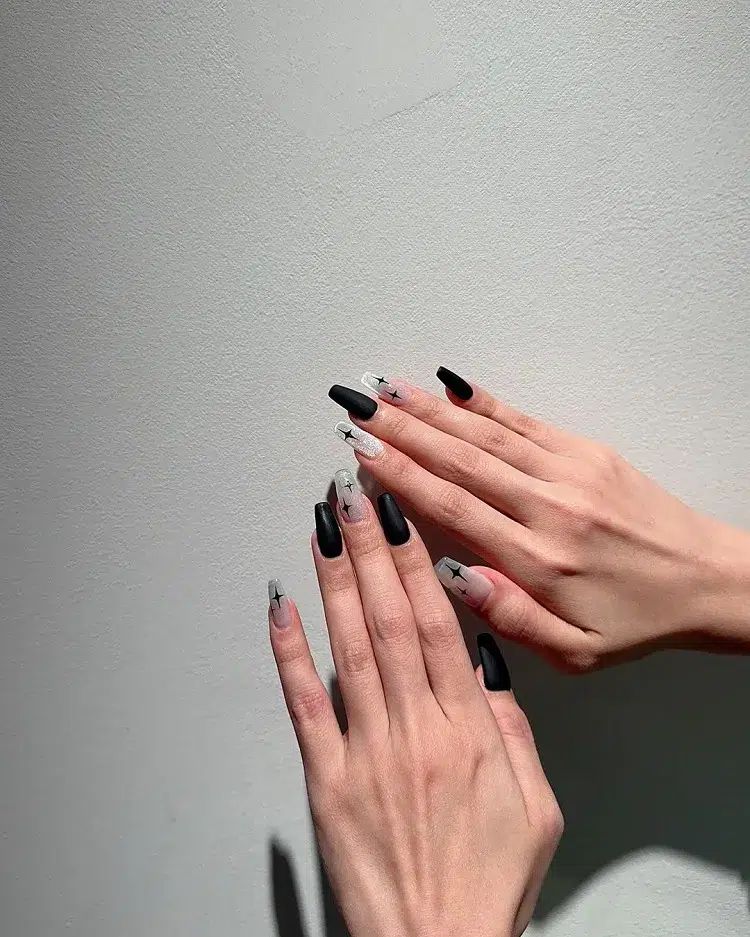 Clean Application Of Polish And Decals Visual Idea Clean Application Of Polish And Decals Visual Idea β Baddie Winter Nails