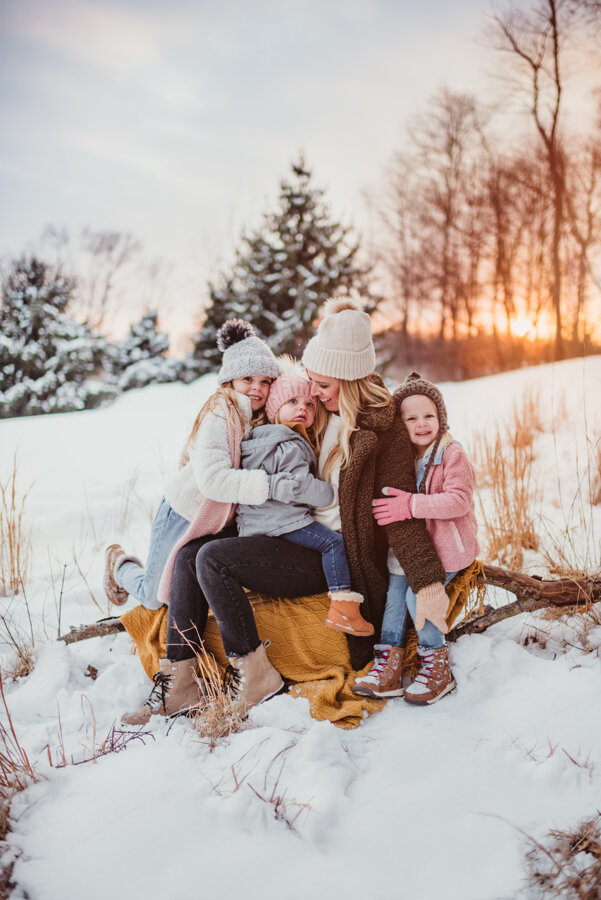 Fuzzy Brown Coat and Cardigan for a Warm Winter Outdoor Shoot — Winter Photoshoot Outfits