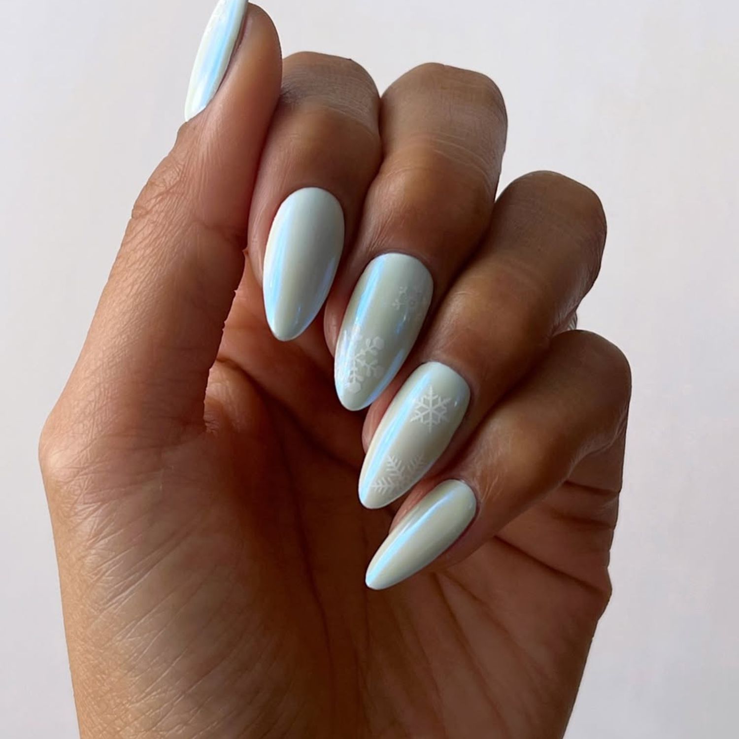 Pale Icy Blue Chrome with Snowflake Decals Pale Icy Blue Chrome with Snowflake Decals โ Winter Chrome Nails
