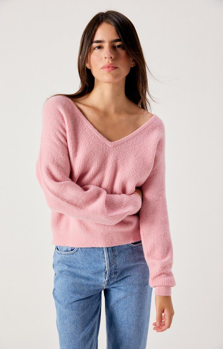 Simple Charm: Pink V-Neck Sweater with Blue Jeans — Oversized Sweater Outfits