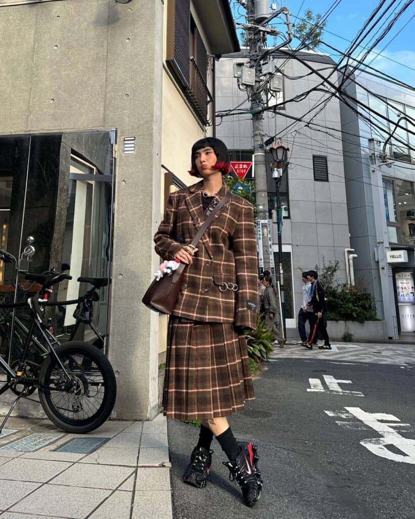 Preppy Winter Set: Plaid Blazer and Matching Skirt Preppy Winter Set: Plaid Blazer and Matching Skirt β Japan Winter Outfits