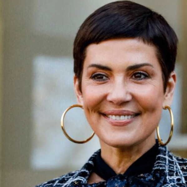 Short Textured Pixie With Short Bangs — Winter Haircuts for Thin Hair