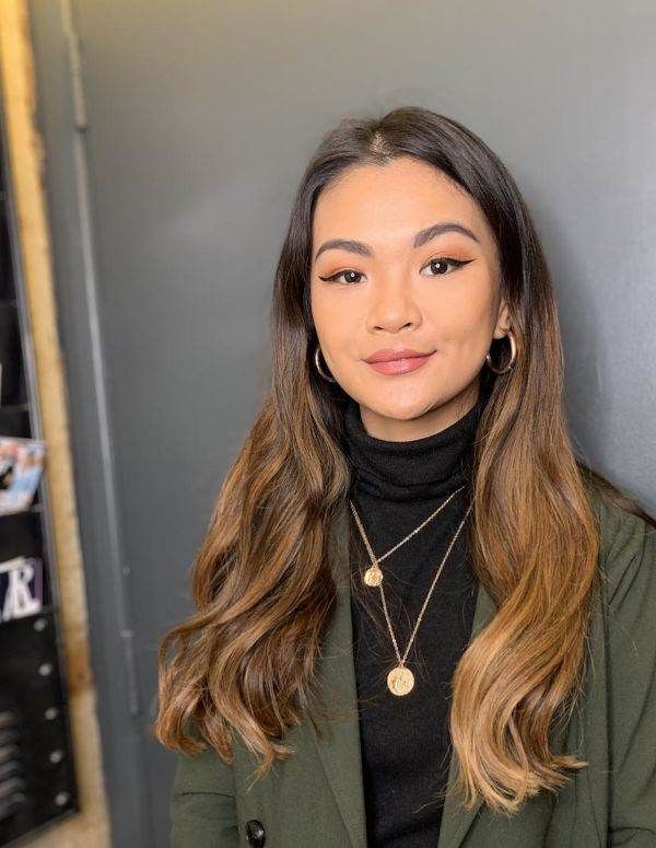 Collarbone Dark Brown With Lighter Brown Balayage Collarbone Dark Brown With Lighter Brown Balayage β Winter Hair Colors for Olive Skin
