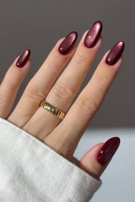 High Gloss Metallic Shimmer Visual Idea High Gloss Metallic Shimmer Visual Idea β Dark Winter Nails