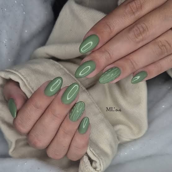 Khaki Green Sweater Nails Khaki Green Sweater Nails โ Winter Green Nails