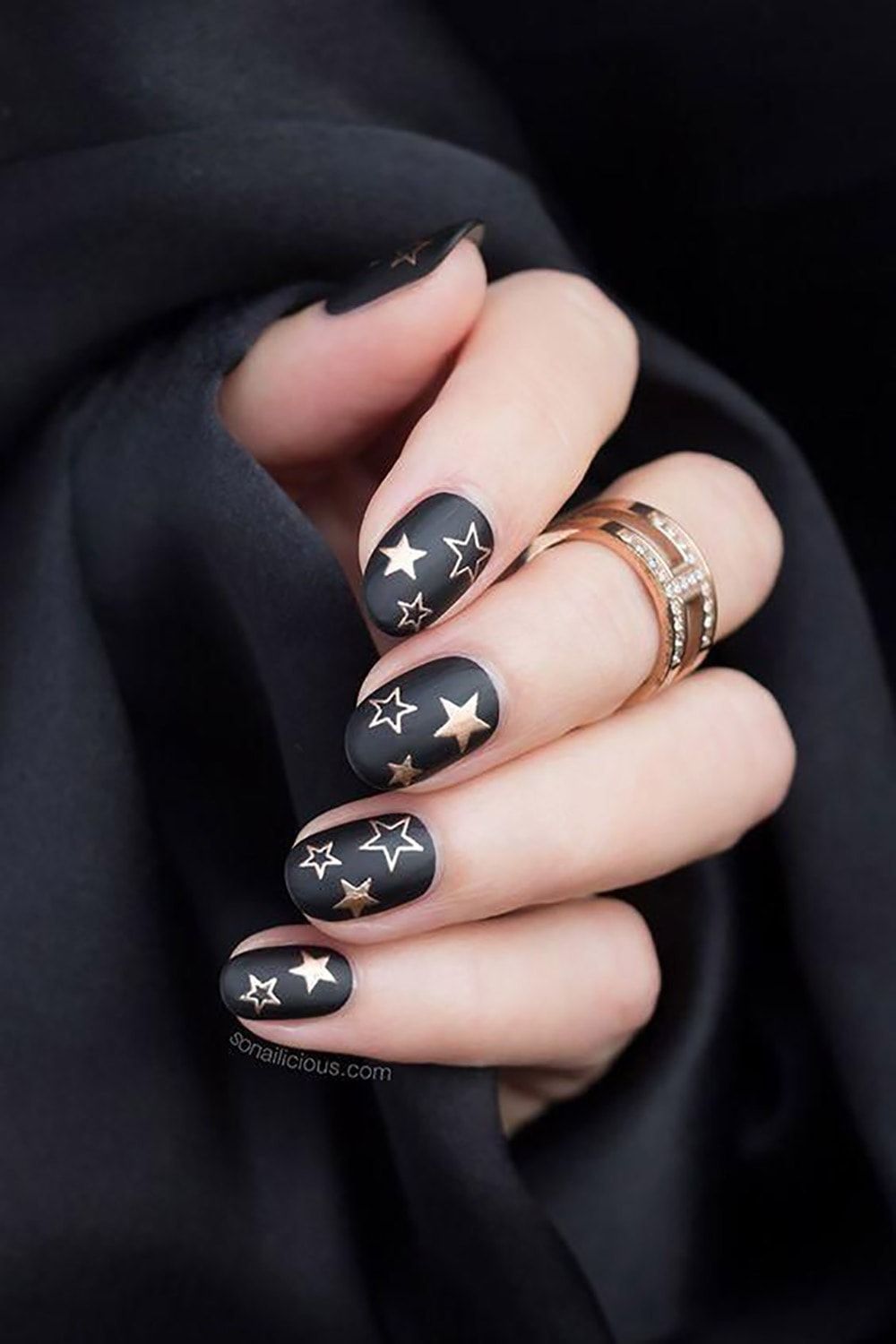 Matte Black with Gold Star Decals Matte Black with Gold Star Decals β Winter Party Nails