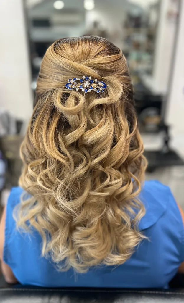 Blonde With Dark Roots And Highlights Visual Idea Blonde With Dark Roots And Highlights Visual Idea β Winter Wedding Guest Hairstyles