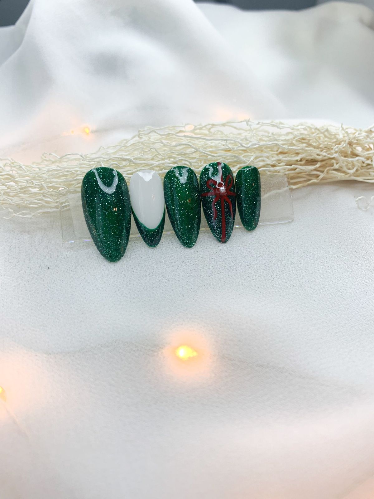 Christmas Visual Idea Christmas Visual Idea β Dark Green Winter Nails