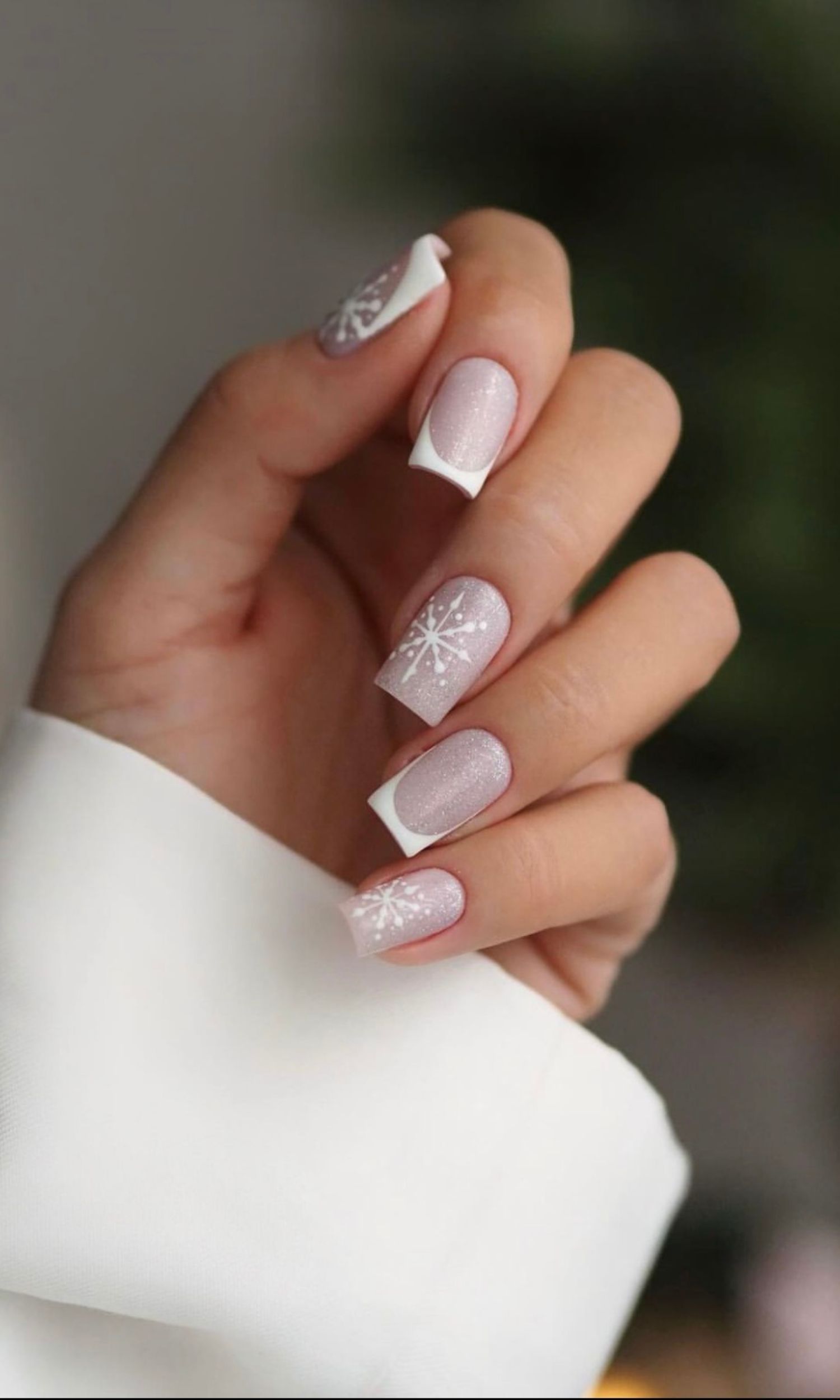 Festive Snowflake French Tips Festive Snowflake French Tips β Winter Square Nails