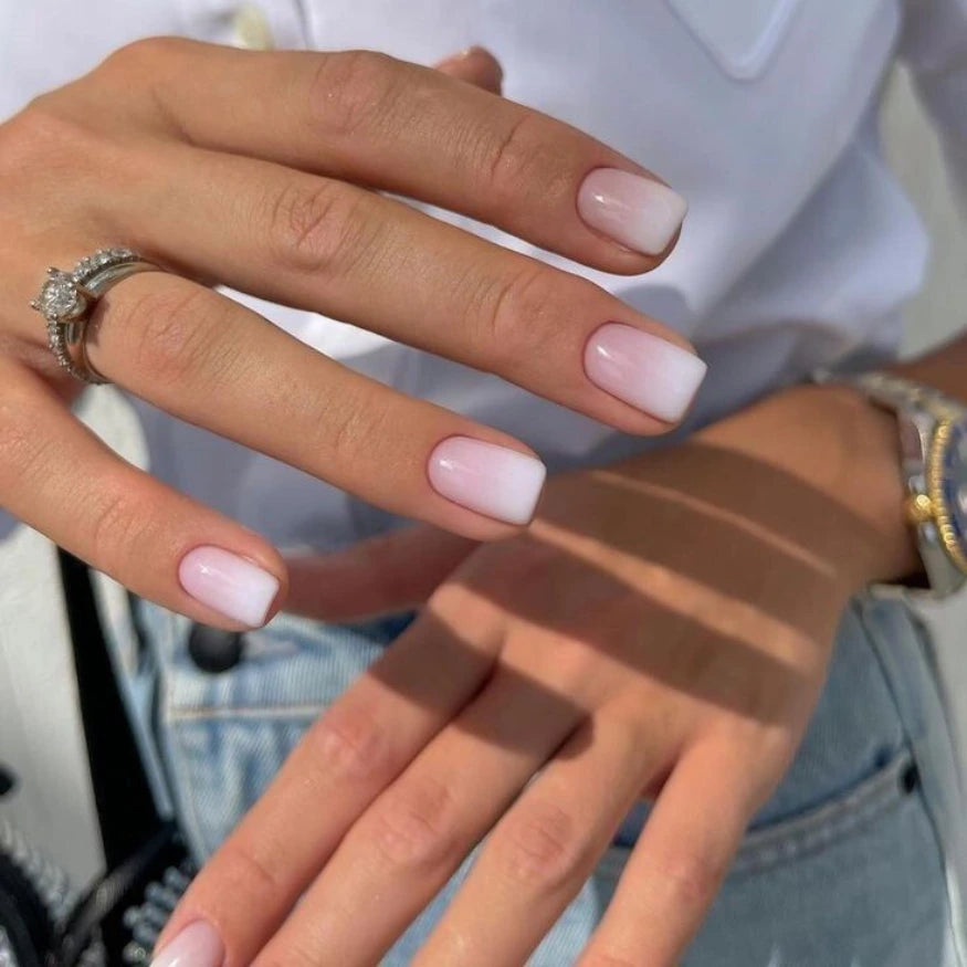 French Ombre Nude Pink to White Nails French Ombre Nude Pink to White Nails β Short Winter Gel Nails