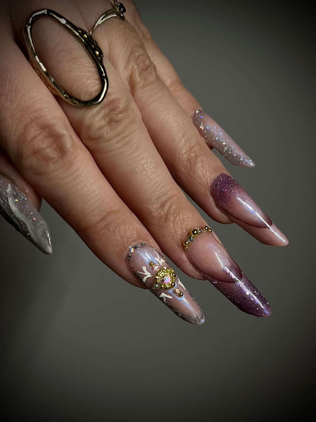 Winter New Year Visual Idea Winter New Year Visual Idea β New Years Stiletto Nails 2027