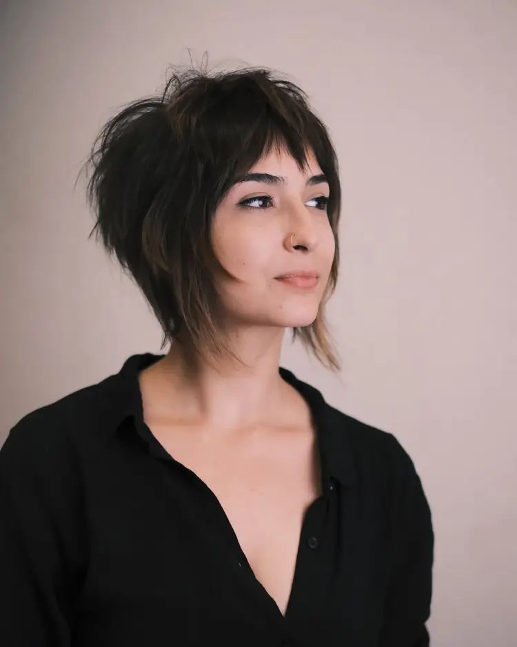 Chin Length Shag With Choppy Bangs — Winter Hairstyles for Round Faces