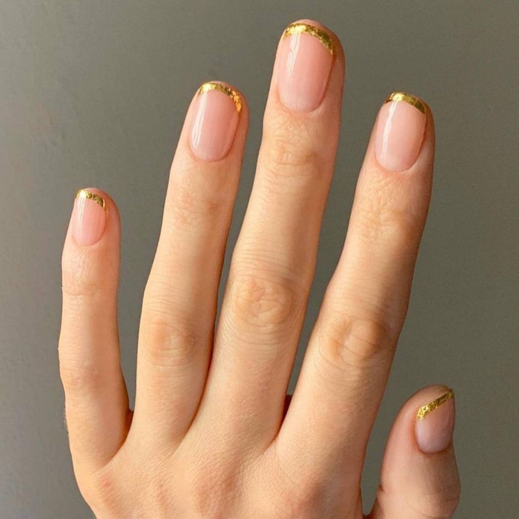 Chic Minimalist Visual Idea Chic Minimalist Visual Idea β New Years French Tip Nails 2027