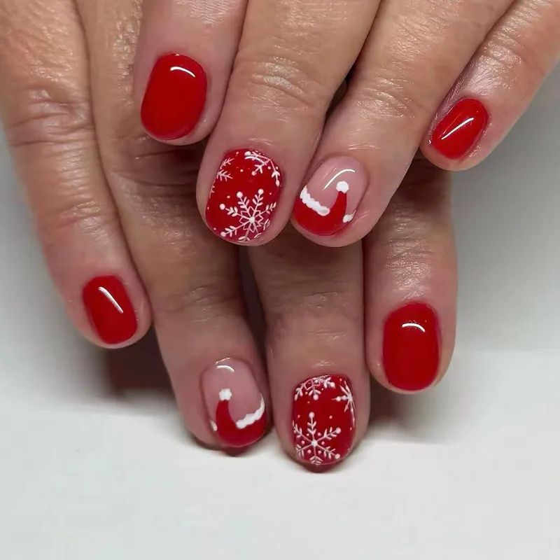 Glossy Red & Nude With Santa Hat Snowflakes Glossy Red & Nude With Santa Hat Snowflakes β Snowflake Nails