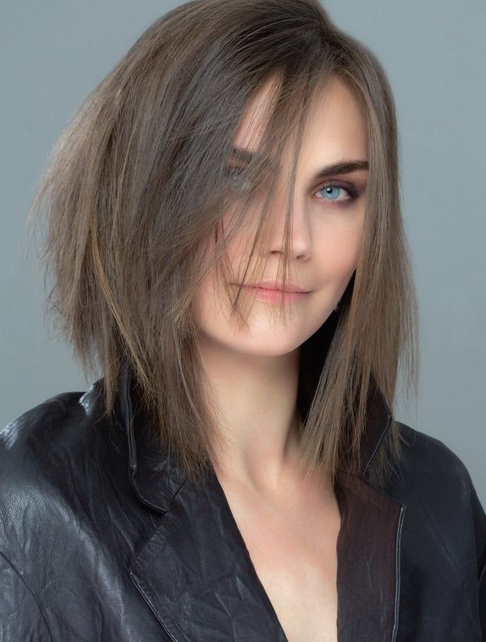 Shoulder Shag Medium Blonde Shoulder Shag Medium Blonde β Winter Hair Colors for Women Over 40