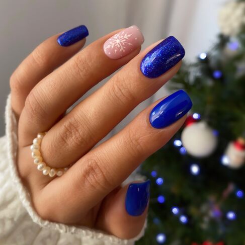 Cobalt Blue Snowflake Winter Nails Cobalt Blue Snowflake Winter Nails β Short Christmas Nails 2026