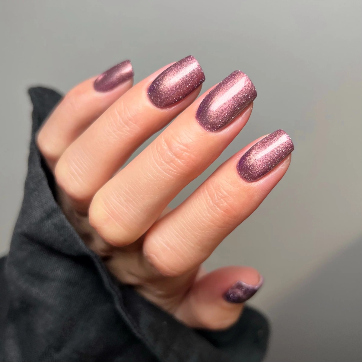 Rose Gold Chrome Glitter Medium Square Rose Gold Chrome Glitter Medium Square β Everyday Winter Nails