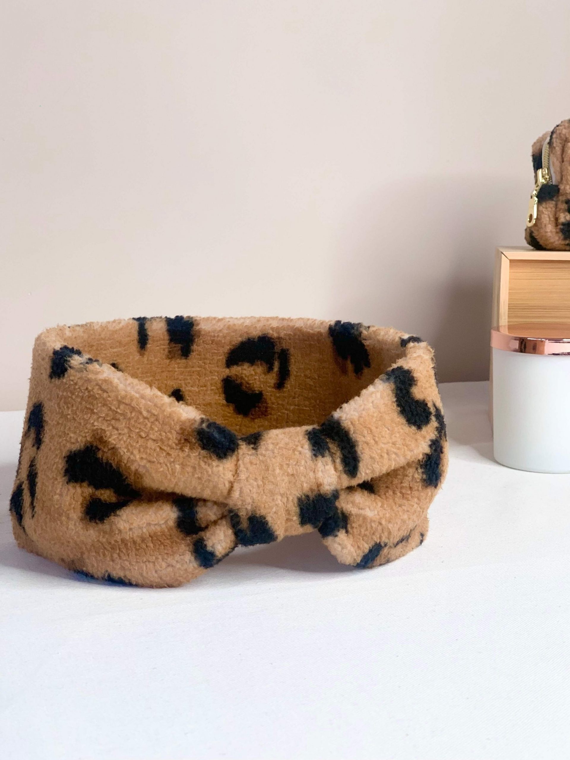Leopard Print Sherpa Headband for a Touch of Wild Style — Earmuffs Outfits