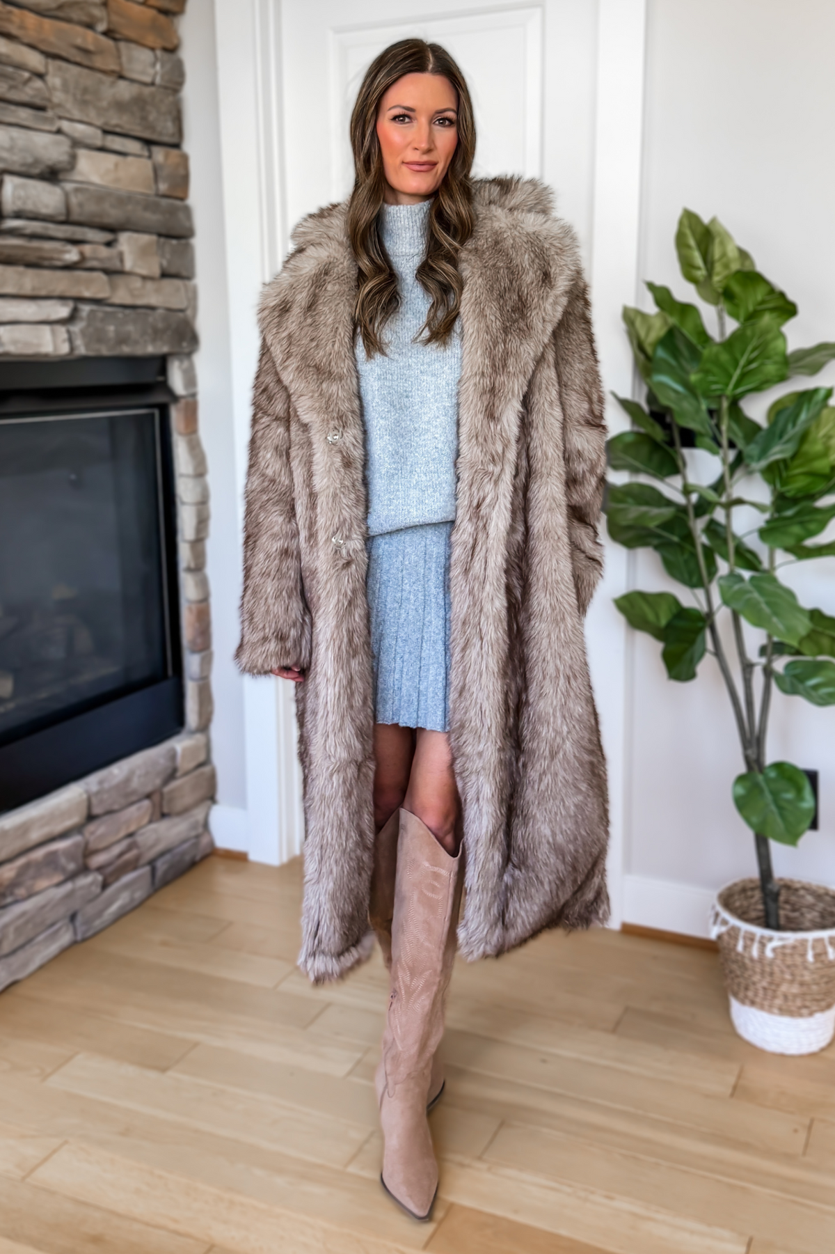 Cozy Brown Faux Fur Coat with Light Blue Set — Brown Coat Outfits