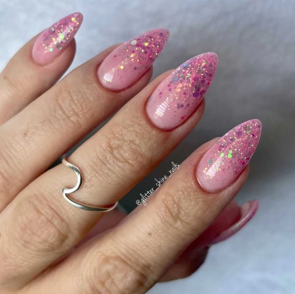 Iridescent Pink Glitter Gradient Stilettos Iridescent Pink Glitter Gradient Stilettos β New Years Dip Powder Nails 2027