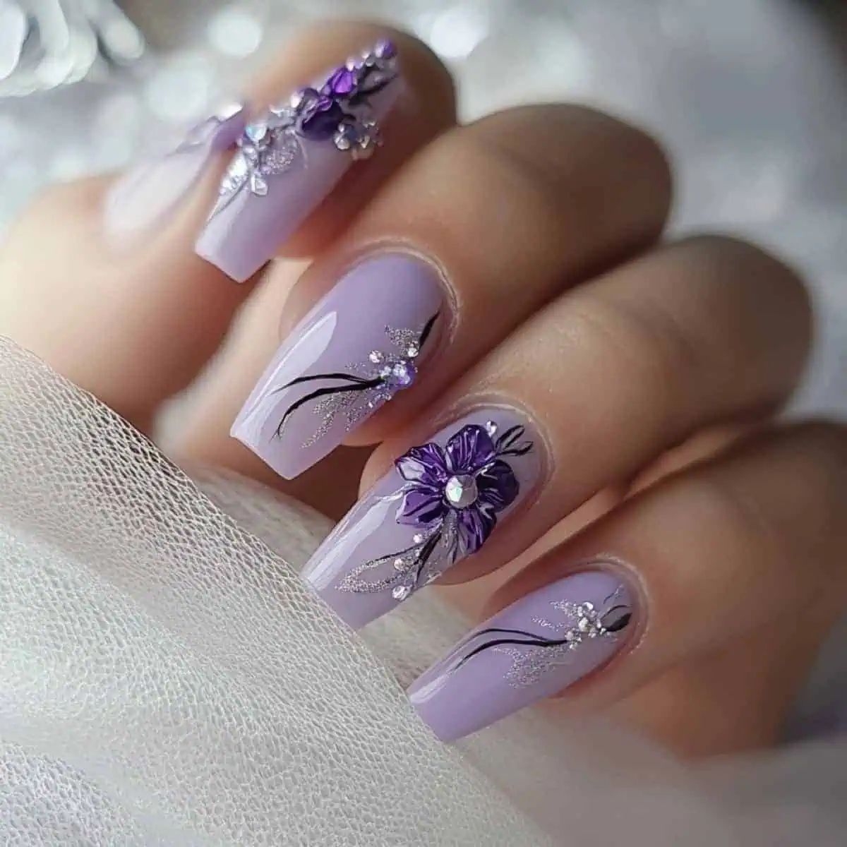 3D Flowers Rhinestones Silver Lines Visual Idea 3D Flowers Rhinestones Silver Lines Visual Idea β Winter Lavender Nails