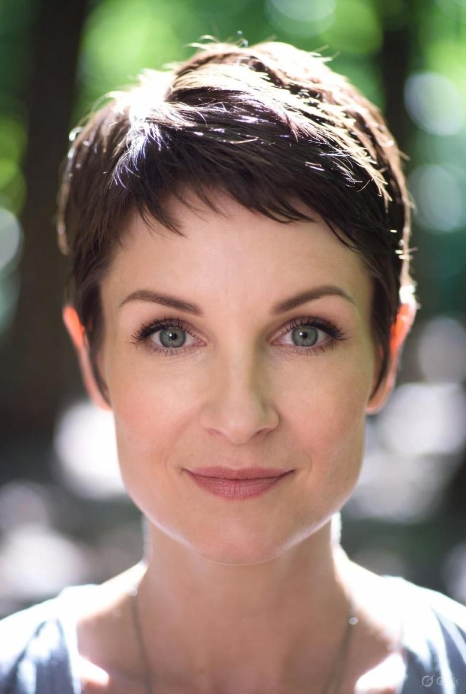 Dark Brown Pixie With Choppy Layers Dark Brown Pixie With Choppy Layers β Winter Pixie Haircuts