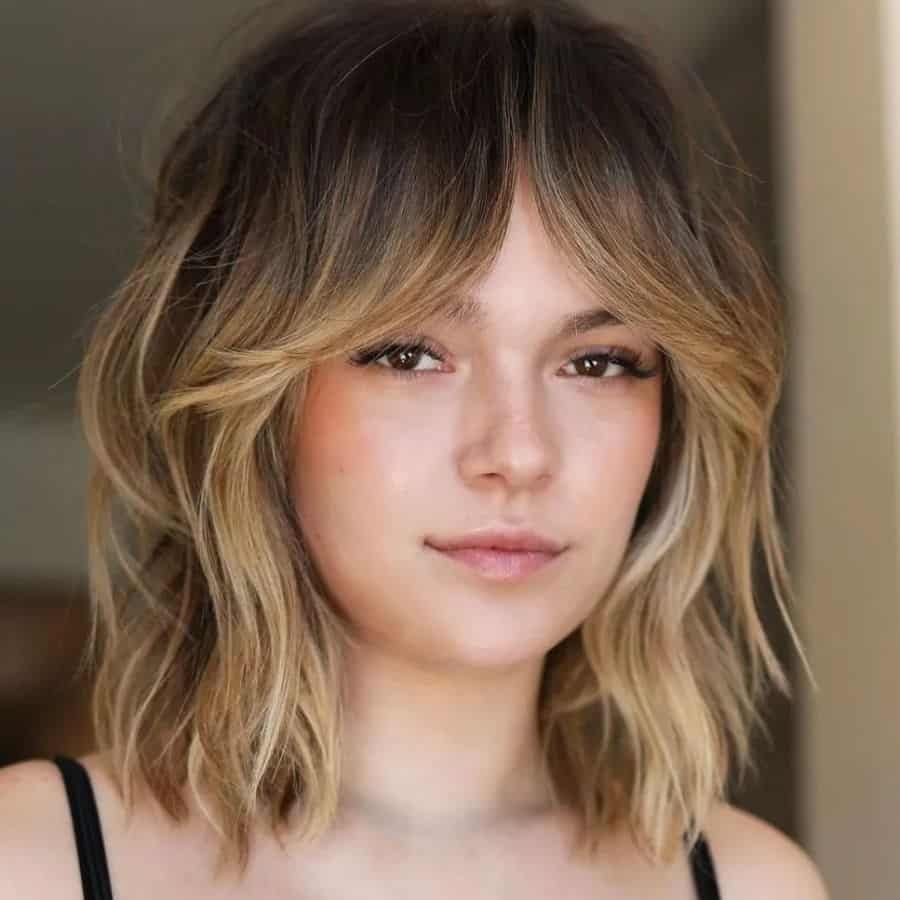Shoulder Visual Idea Shoulder Visual Idea β Medium Length Winter Haircuts