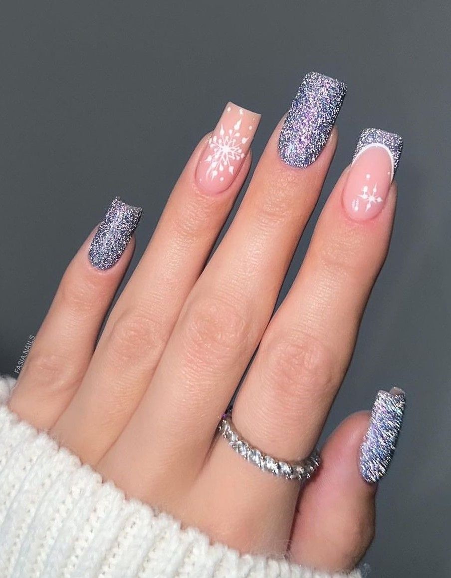 Glamorous Glitter French Tips and Snowflakes Glamorous Glitter French Tips and Snowflakes β Winter Squoval Nails