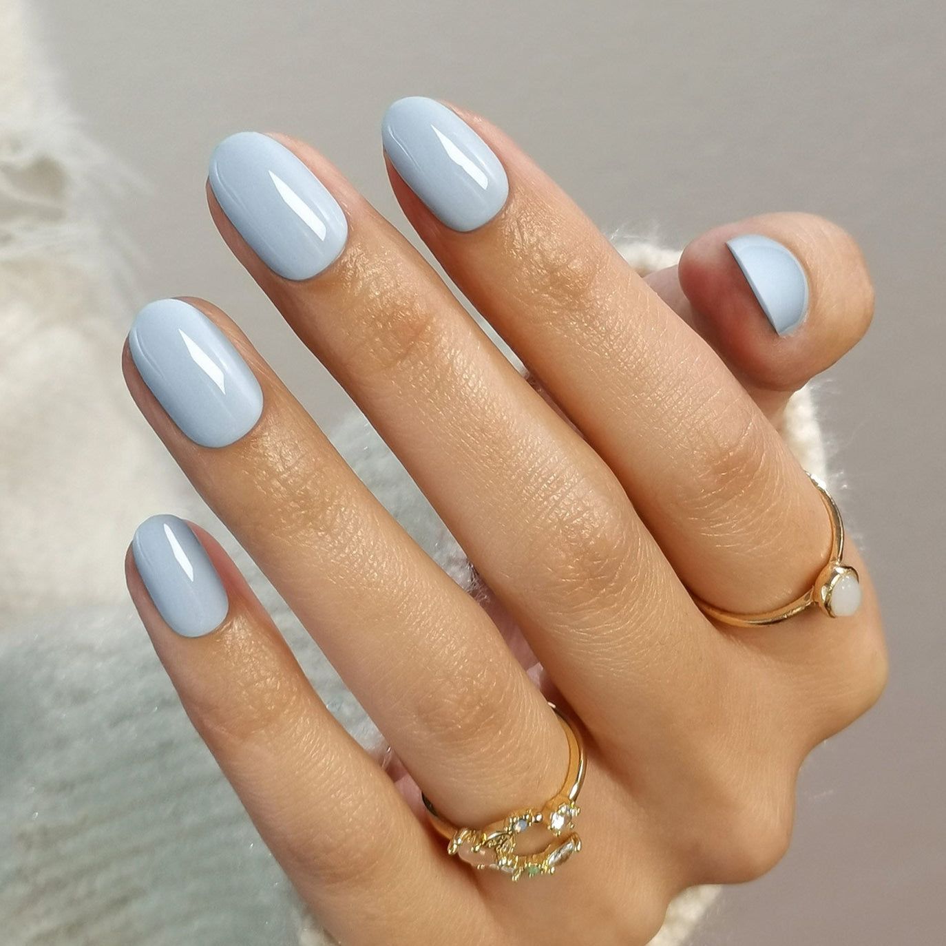 Baby Blue Glossy Short Oval Baby Blue Glossy Short Oval β Short Winter Oval Nails