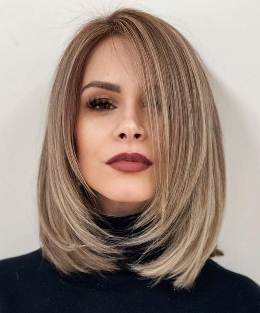 Ash Blonde Lob With Textured Waves Ash Blonde Lob With Textured Waves β Winter Lob Haircuts