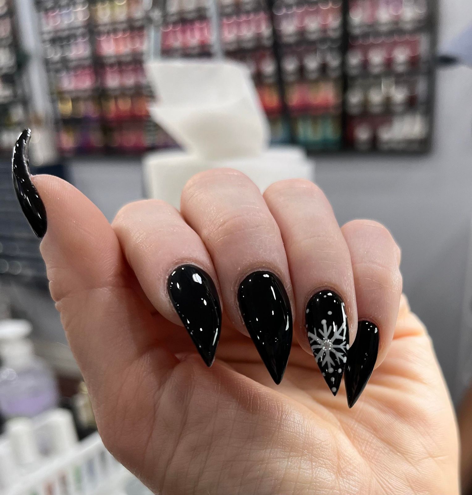 Glossy Visual Idea — Winter Black Nails