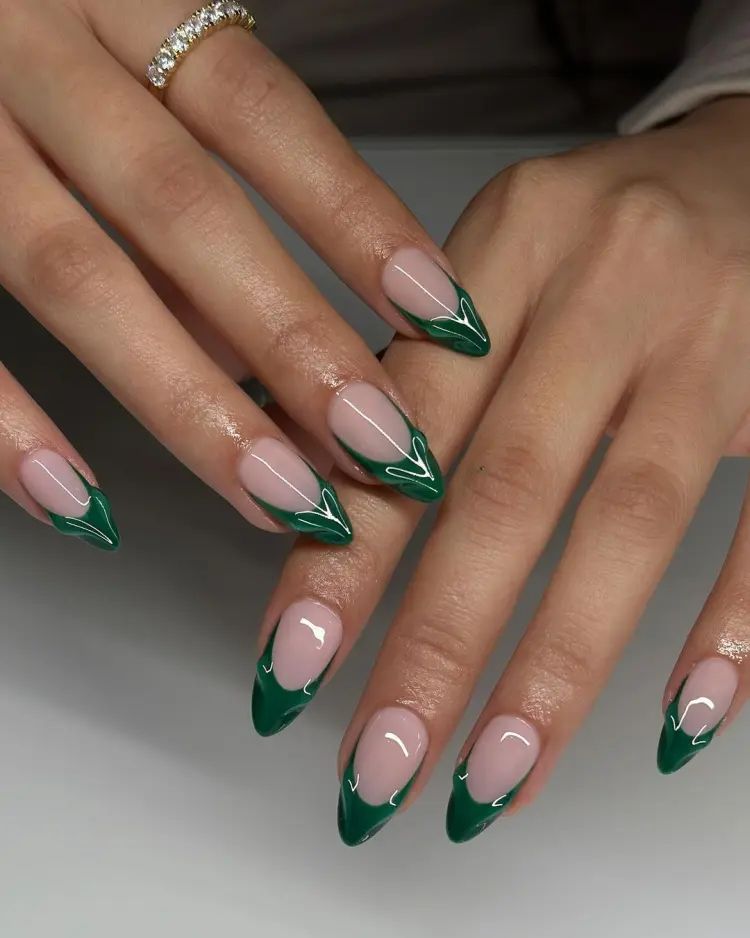 Dark Green French Tips On All Nails Visual Idea Dark Green French Tips On All Nails Visual Idea β Dark Green Winter Nails