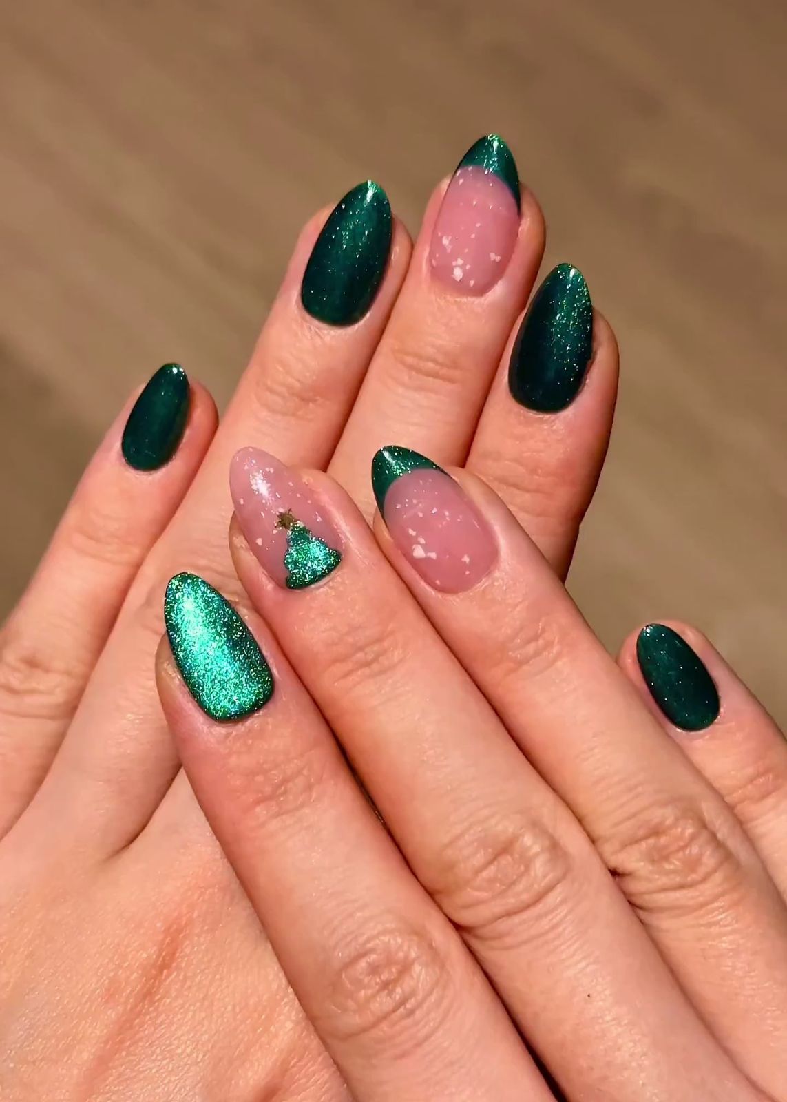 Glittery Christmas Tree Almond Nails Glittery Christmas Tree Almond Nails β Green Christmas Nails 2026