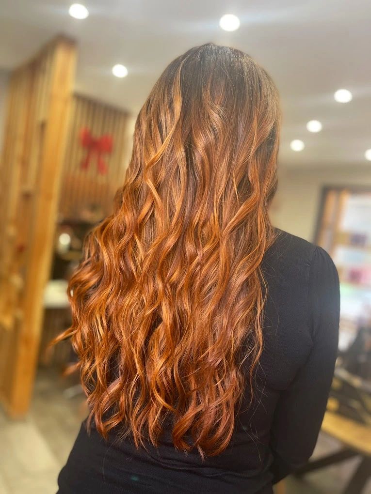 Warm Copper Waves With Golden Shimmer Warm Copper Waves With Golden Shimmer β Winter Red Hair Colors
