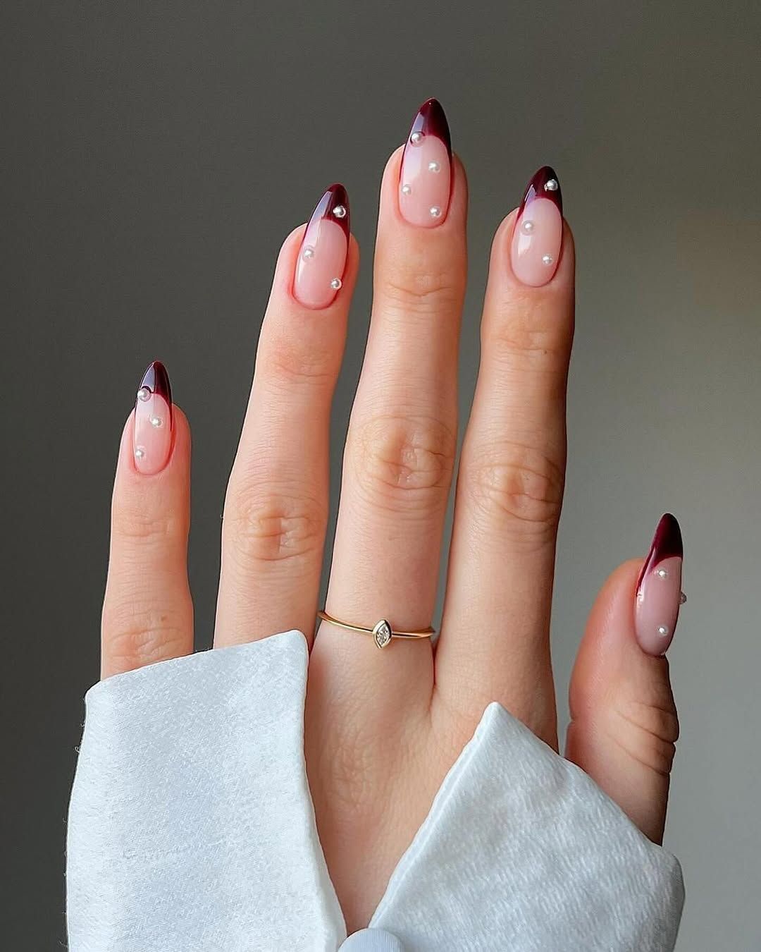 27 Festive Manicure Looks & Ideas: Winter Wedding Nails