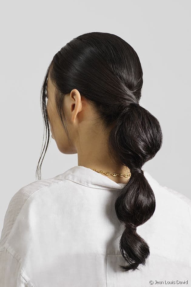 Modern Bubble Ponytail — Winter Ponytail Hairstyles