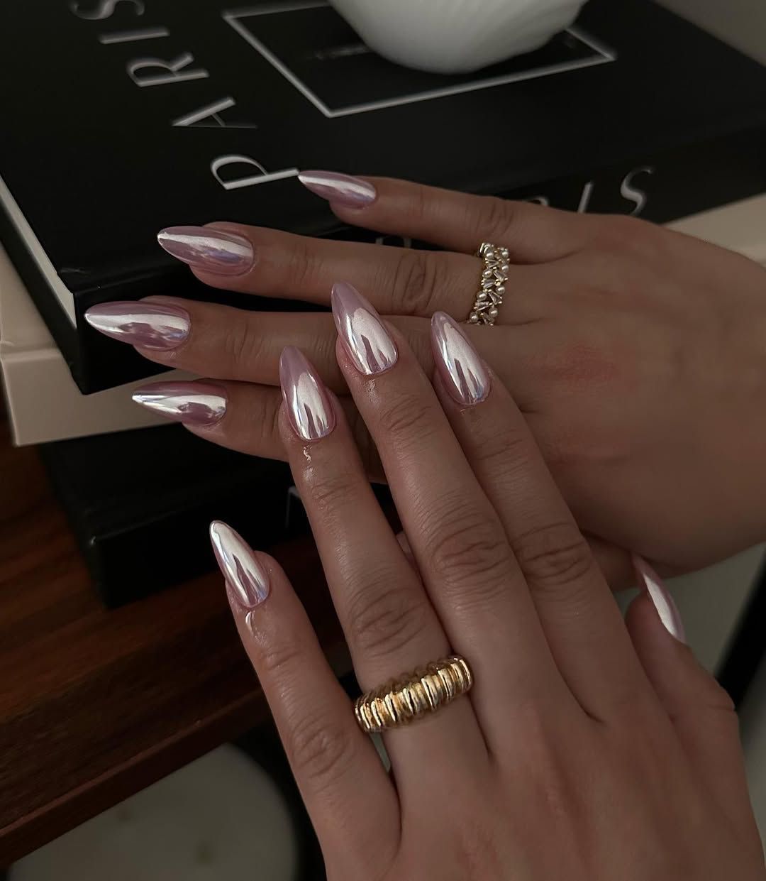 Chrome Visual Idea Chrome Visual Idea โ Winter Chrome Nails