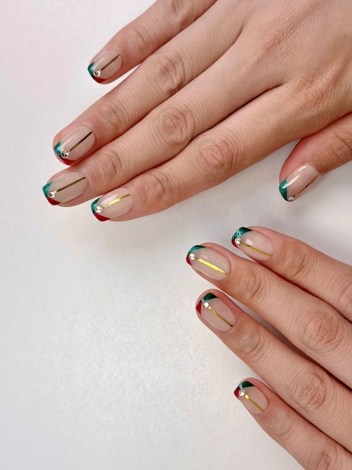 Nude French Red Green Tip Nails Nude French Red Green Tip Nails β Short Christmas Square Nails 2026