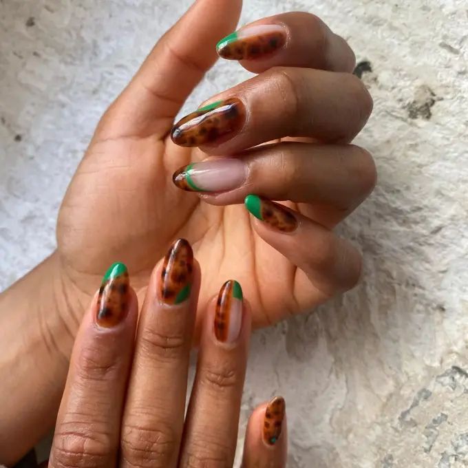 Autumn Visual Idea Autumn Visual Idea β Mocha Nails