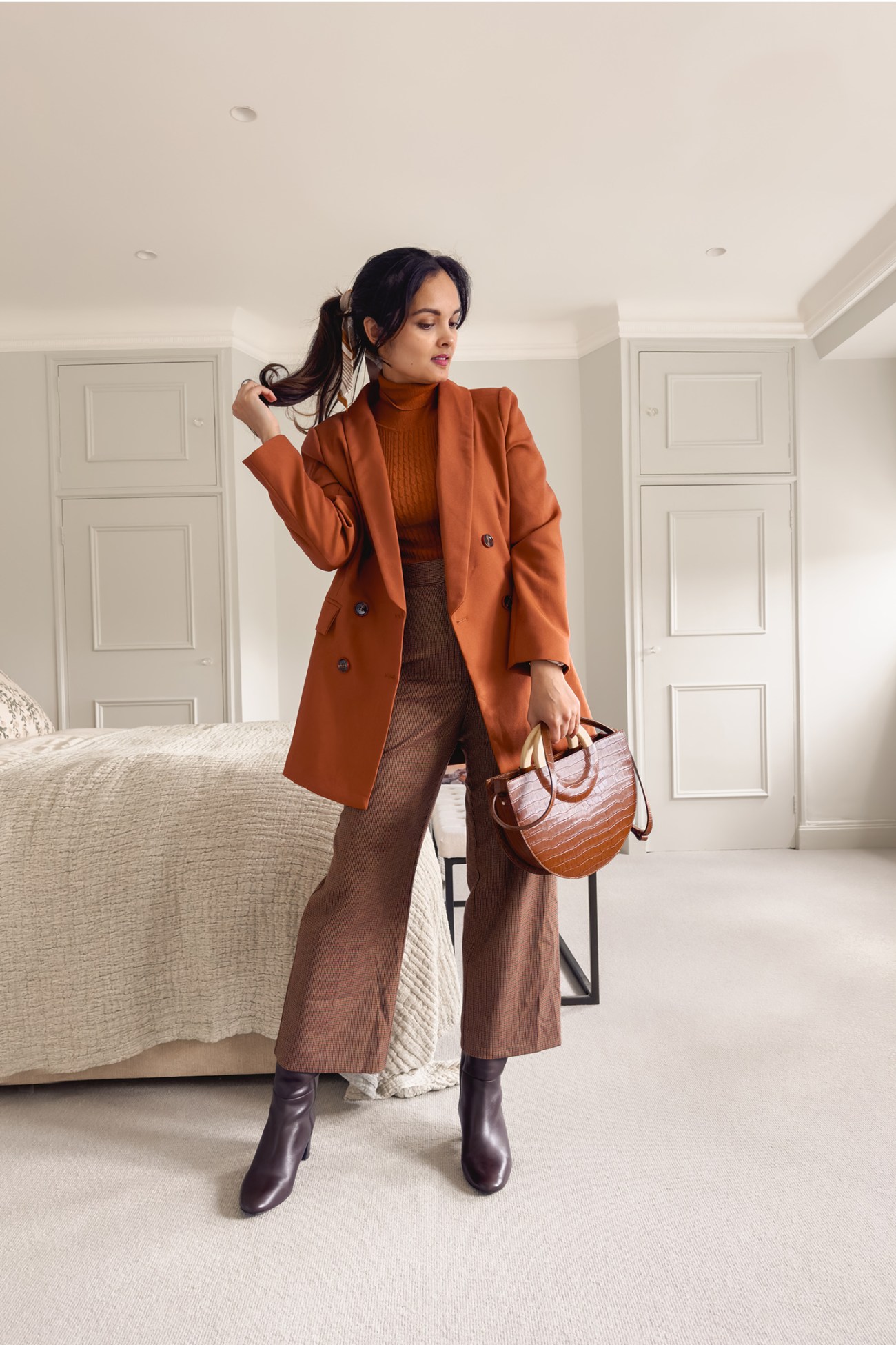 Autumnal Orange Blazer with Brown Handbag and Plaid Trousers — Brown Coat Outfits